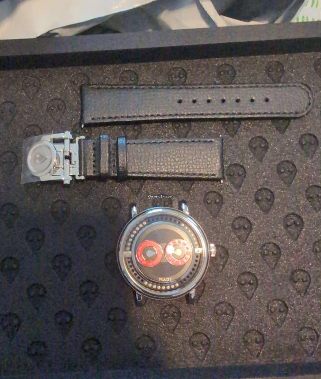 M.A.D. Editions MAD2 Automatic Watch Black/Red Dial Expo Caseback