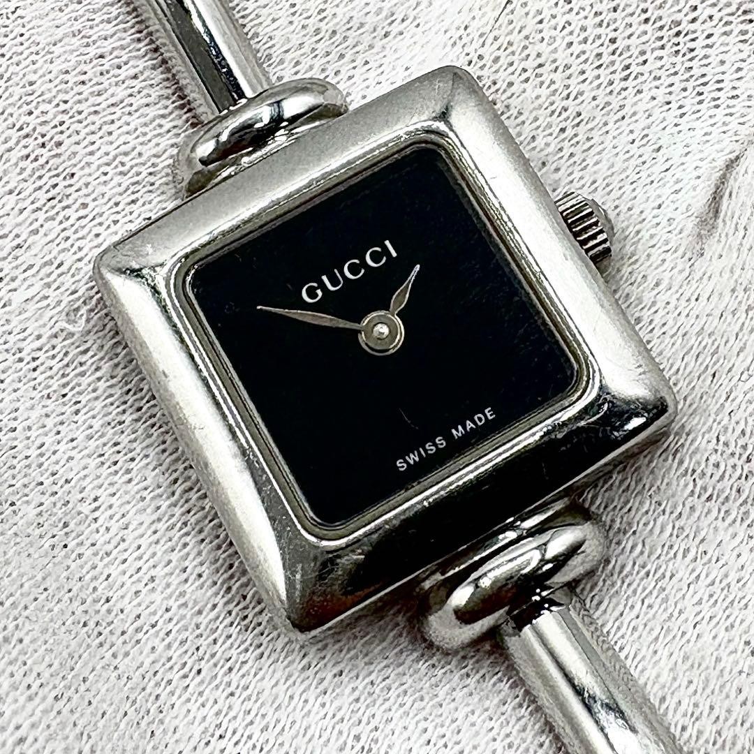 GUCCI 1900L Black Dial Bangle Quartz Watch Used