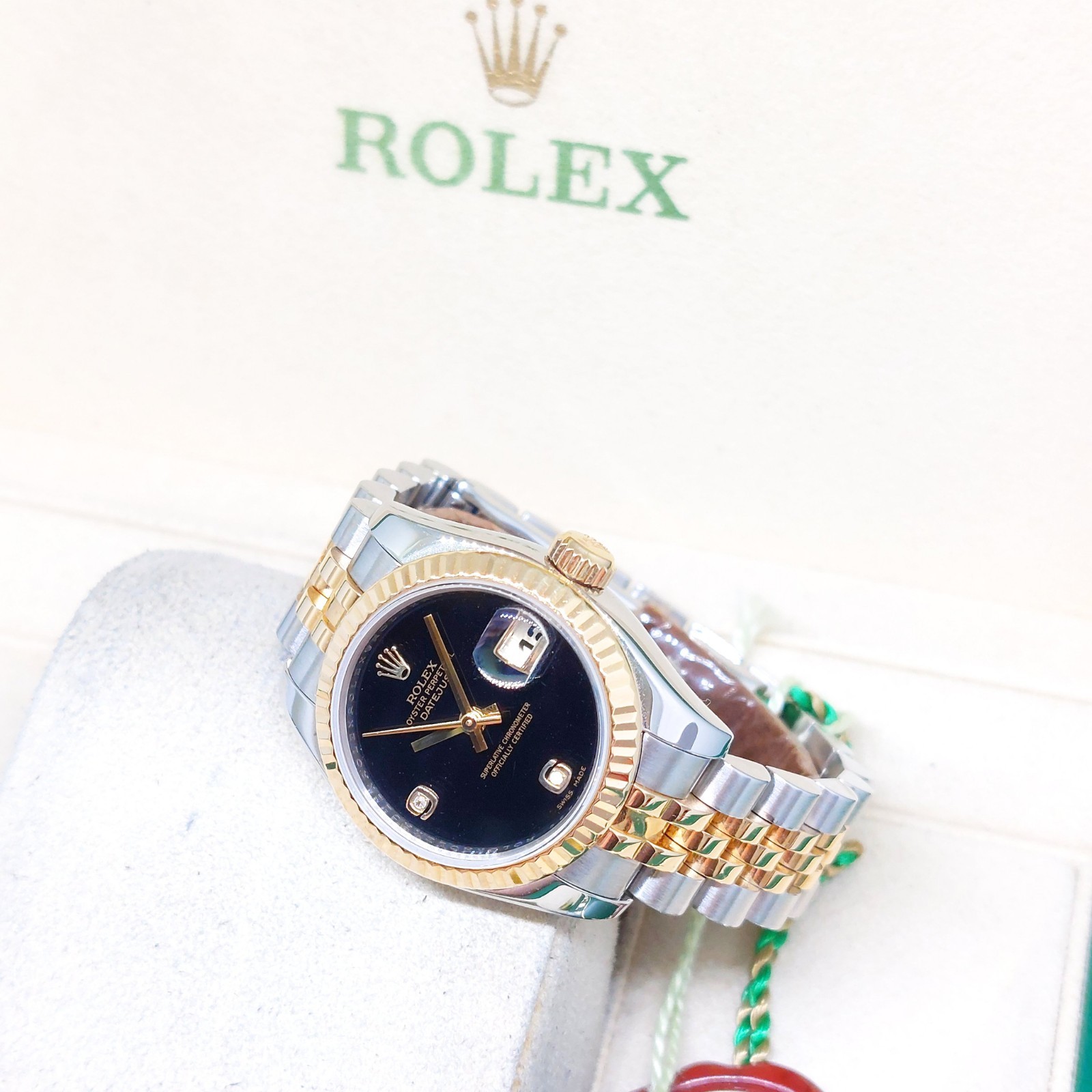 Rolex 26mm Onyx 6&9 Diamonds Datejust REF: 179173 (V Series)