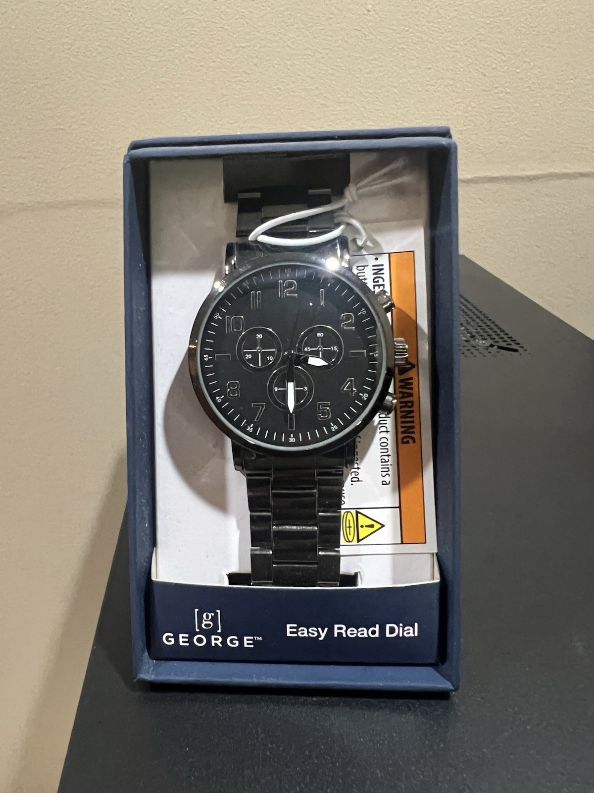 George Men’s Adult Gunmetal Round Bracelet Watch with a black dial