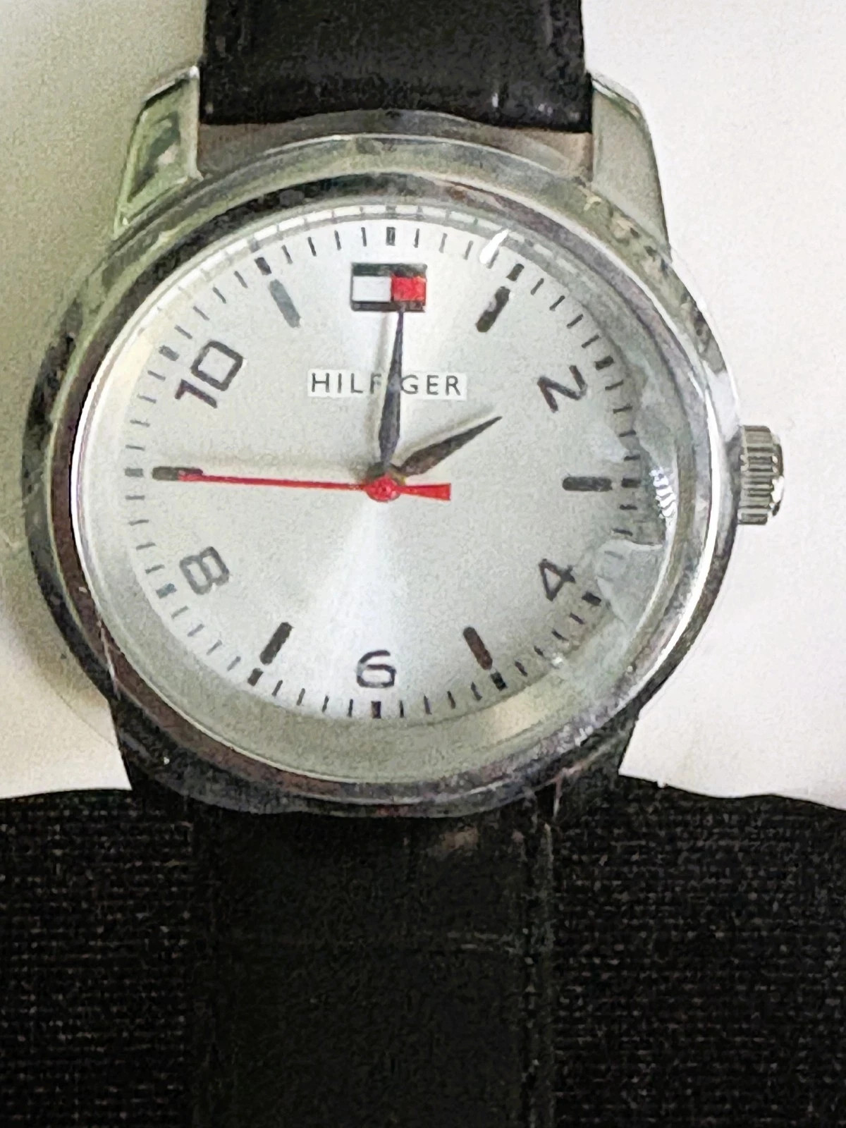 Tommy Hilfiger Five Star Silver Tone Men’s Watch 38MM F90216 New In Box