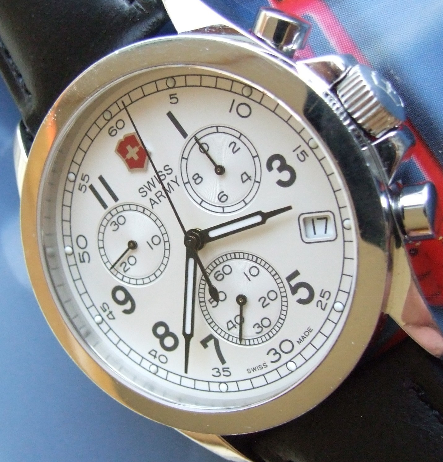 SWISS ARMY Men’s INFANTRY CHRONOGRAPH~Sapphire Glass~Cream Dial~NEW Leather~WoW