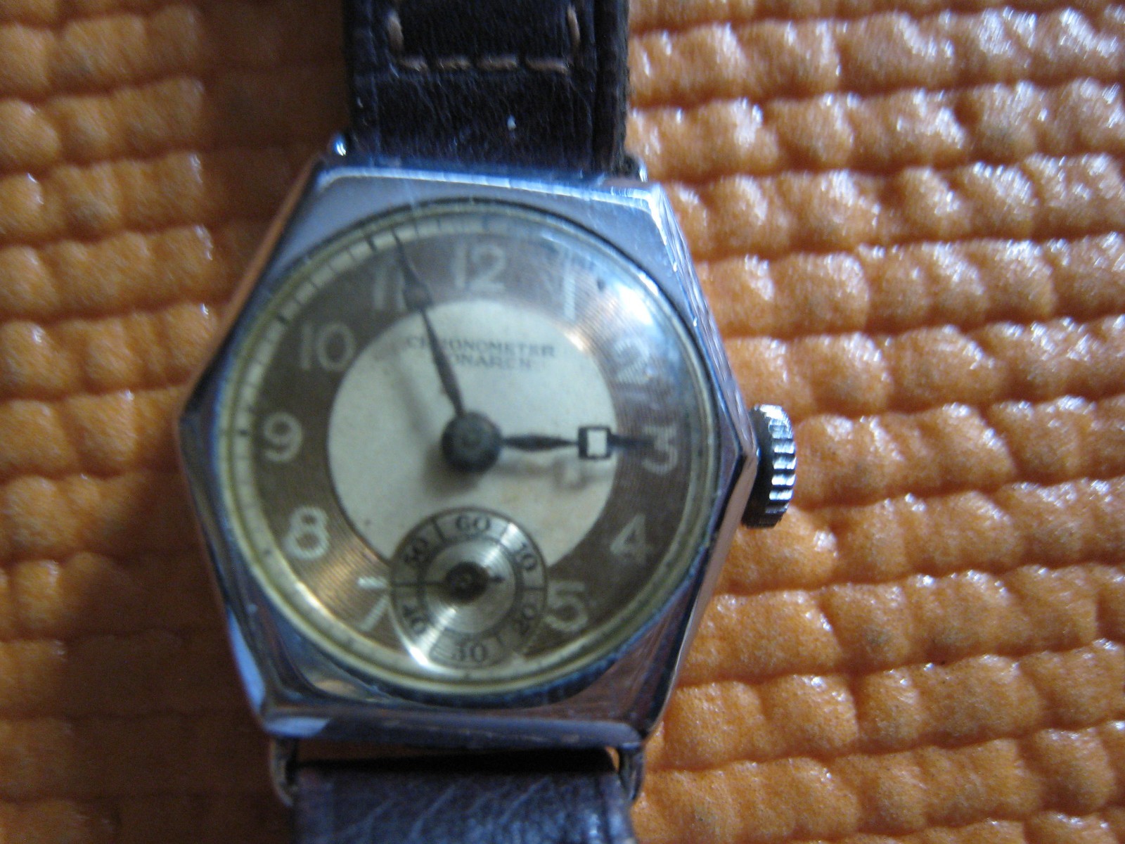 VINTAGE MONARCH CHRONOMETER MANUAL WIND WRISTWATCH