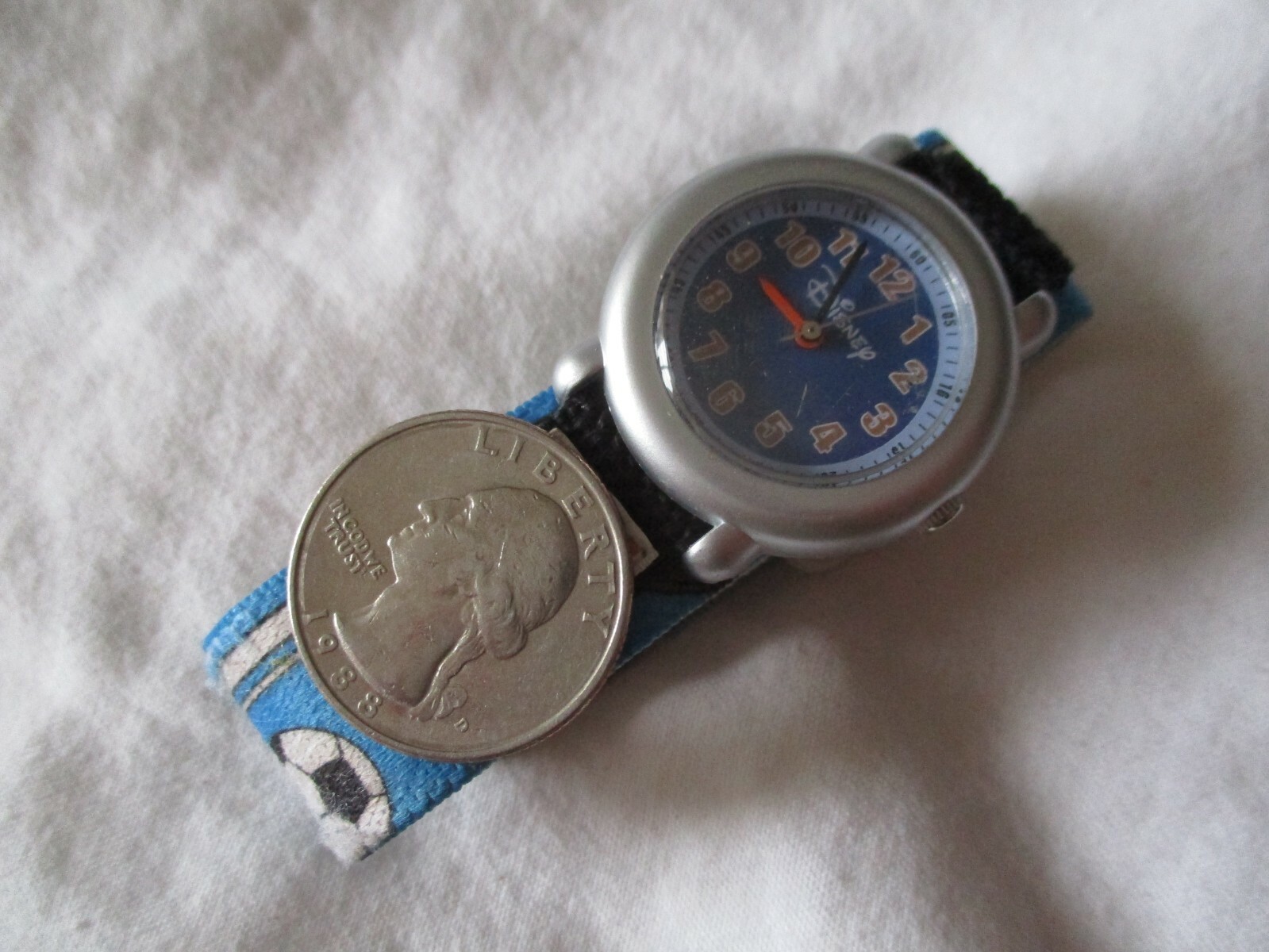 Disney Wristwatch Blue Hook & Loop Sport Themed Band Round Blue Face