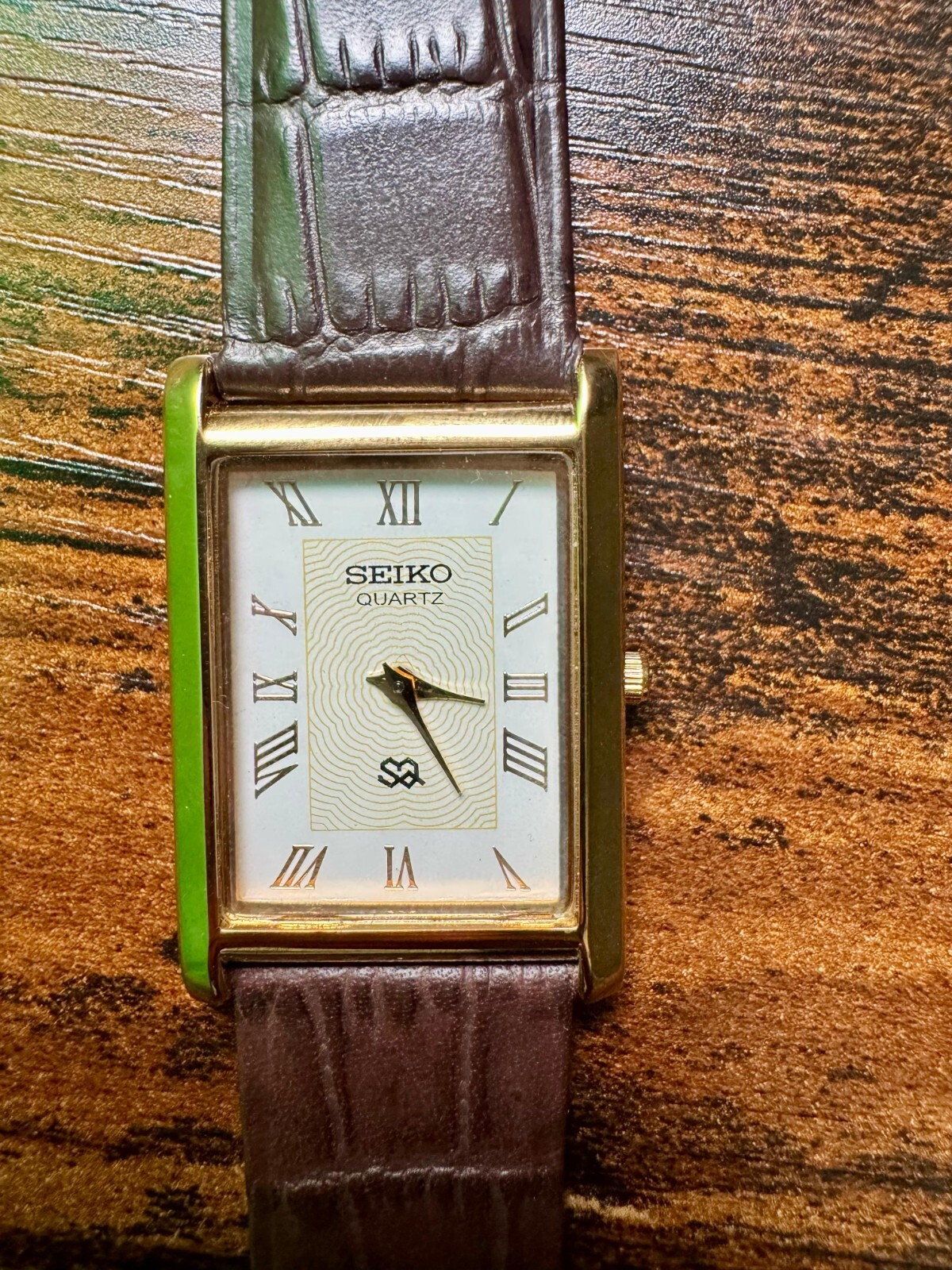 vintage Seiko Quartz Slim Tank Men White Dial Dark Brown leather Dress Watch