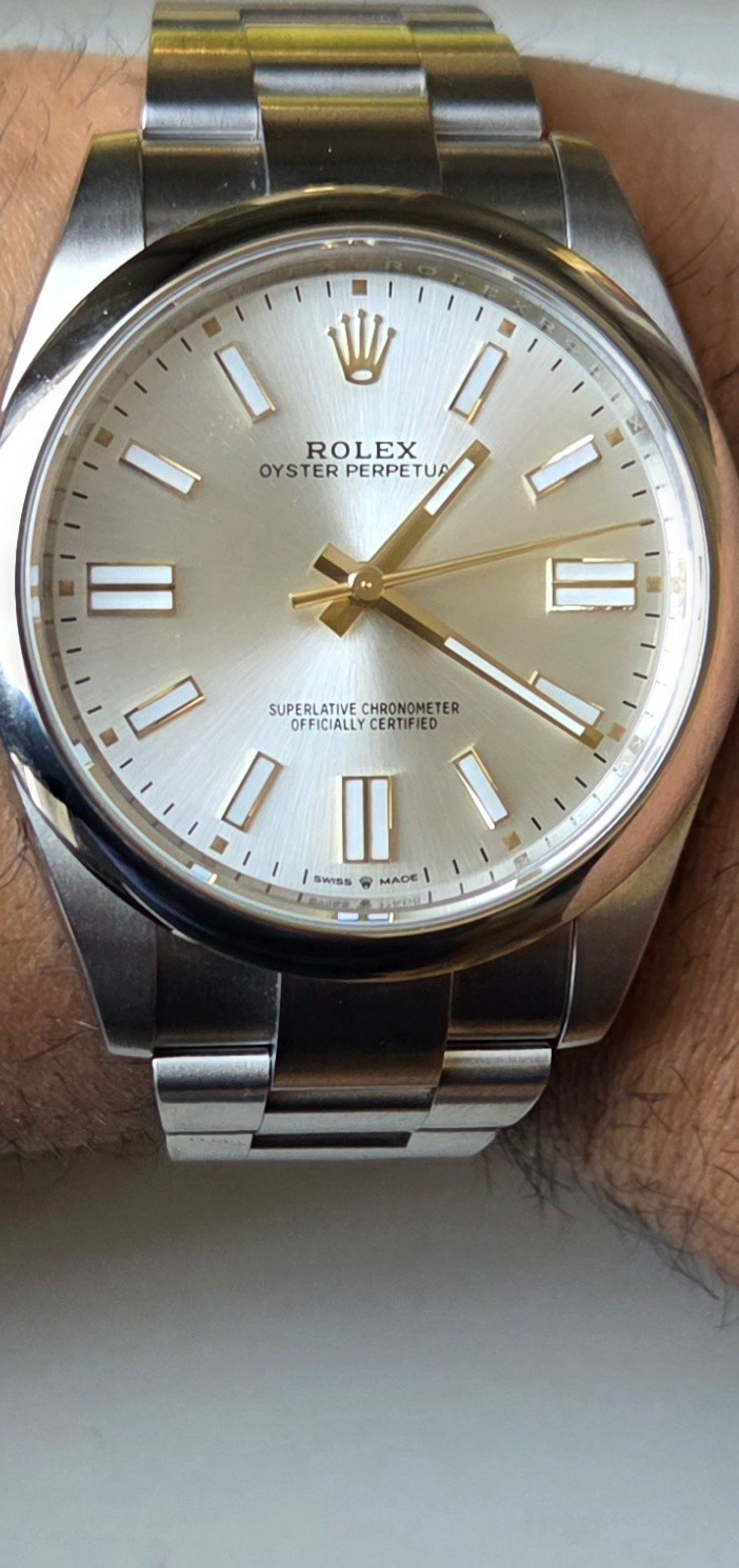 Rolex Oyster Perpetual 124300 Silver Oyster Bracelet with Silver Bezel 2023