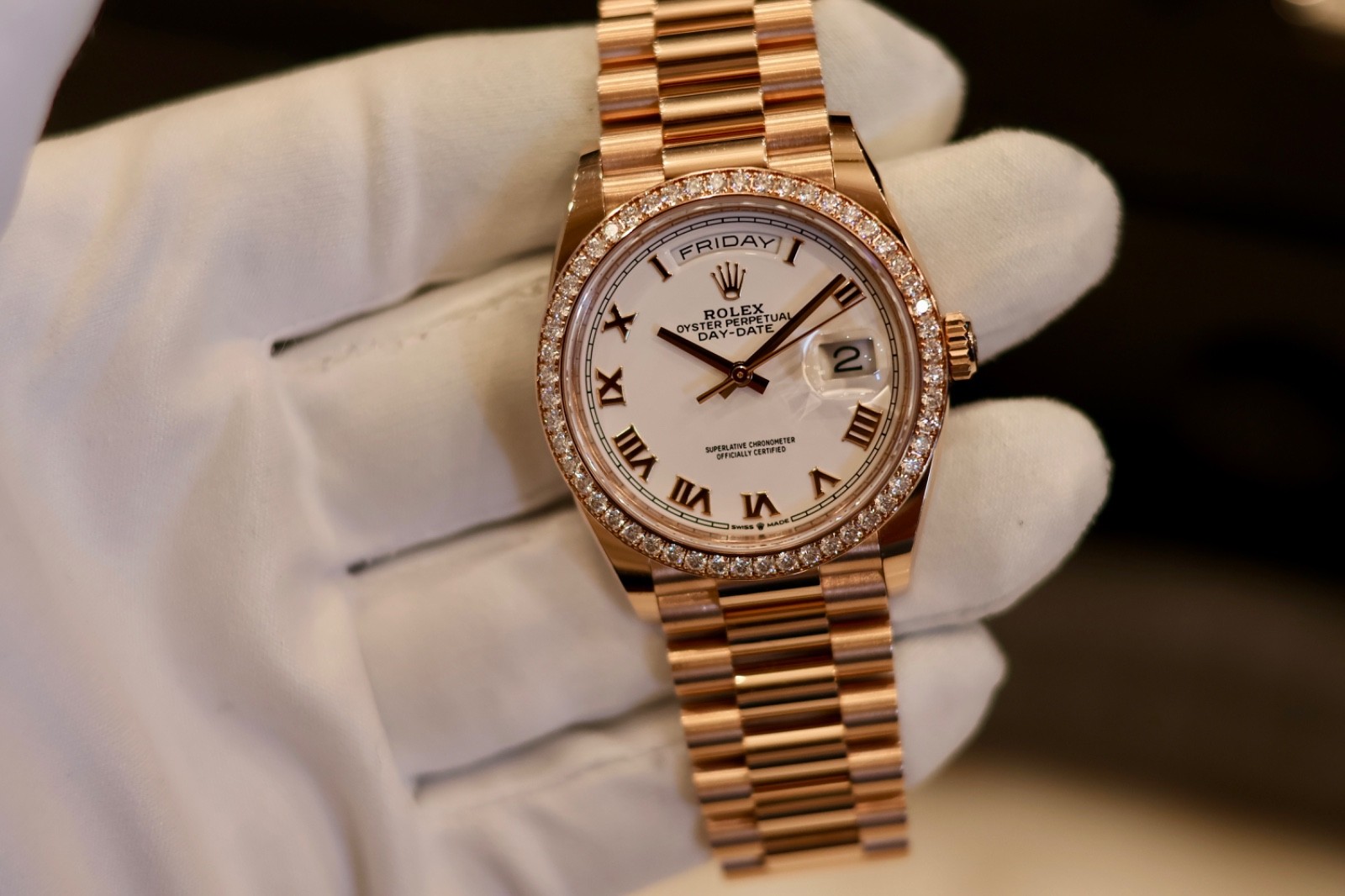 Rolex Day-Date 36 White Roman Rose Gold President Factory Diamond 128345RBR