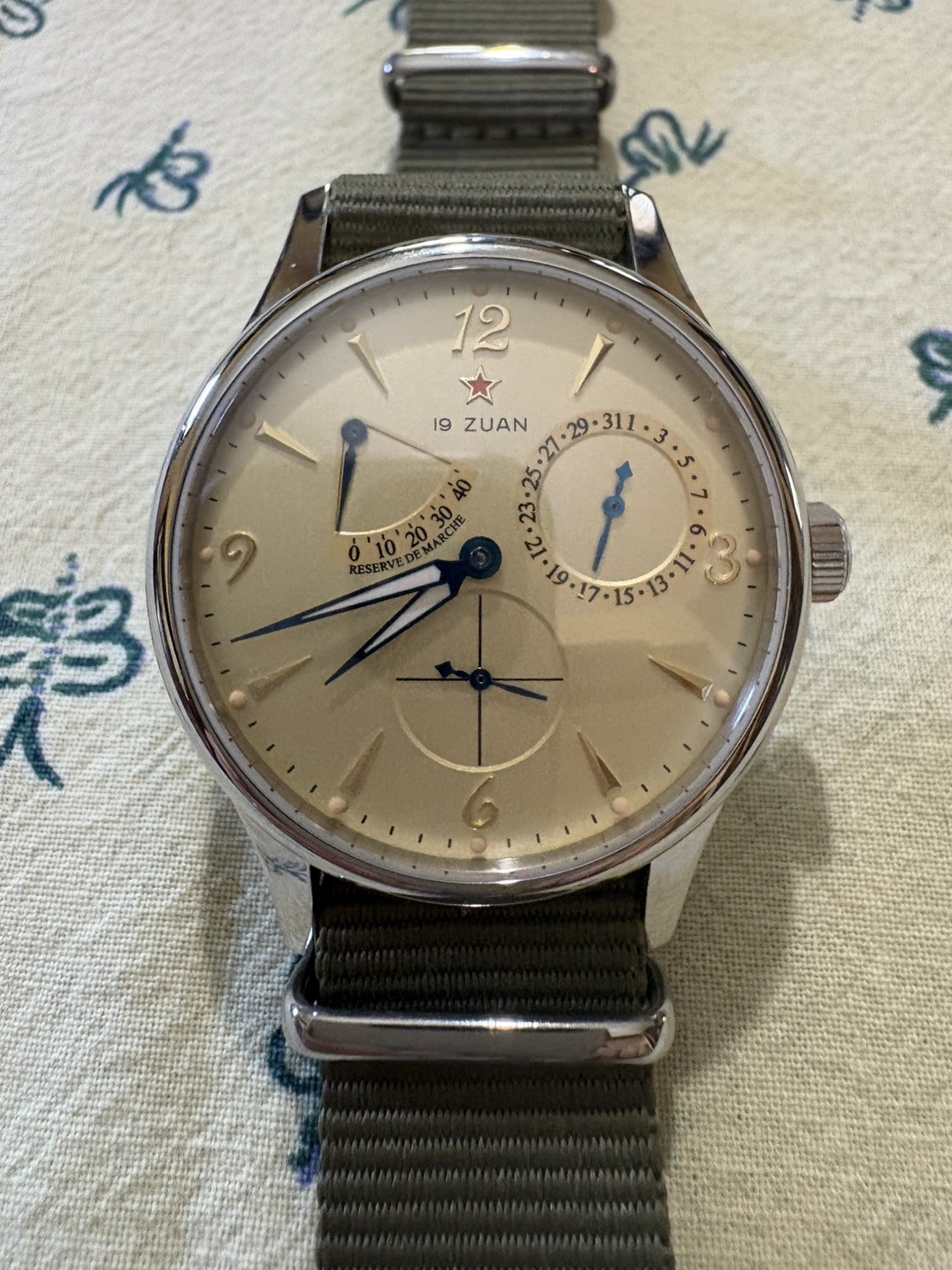 40mm Classic SEAGULL 1963 ST1780 Movement, Sapphire, Mechanical Champagne Dial
