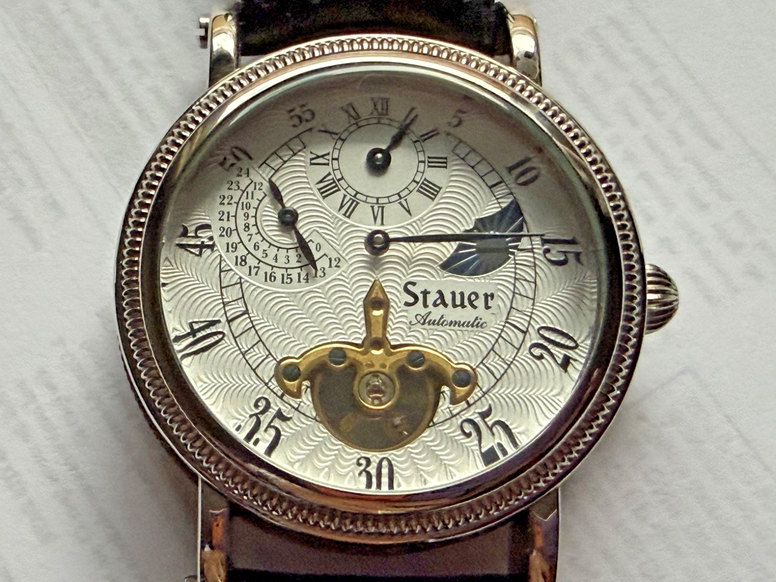 STAUER AUTOMATIC MOVEMENT MEN’S WATCH 19782 NEW /OLD STOCK