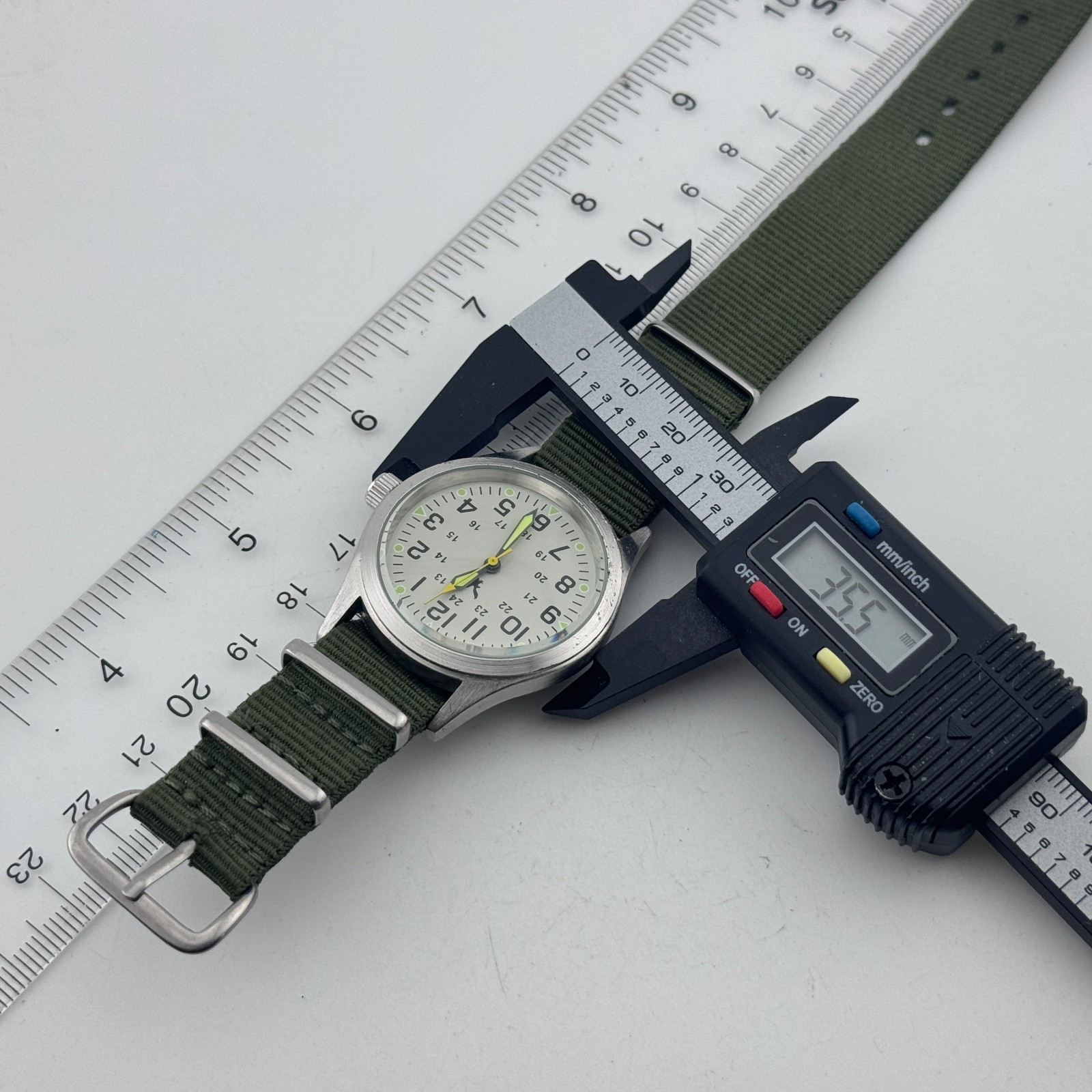 American Eagle Quartz Watch Unisex Silver Military Dial Nylon Analog New Battery