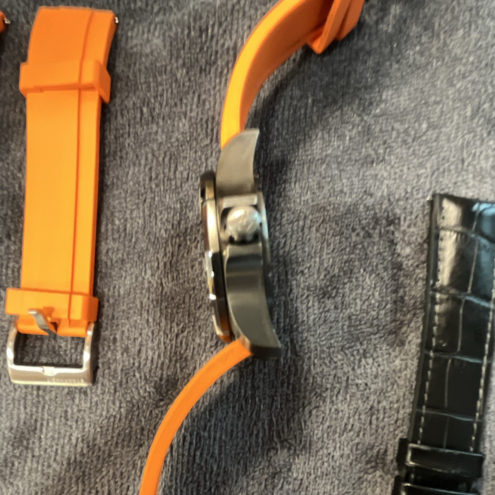 Victorinox Dive Master Automatic Diver 500m Orange Dial Date + Extra Straps
