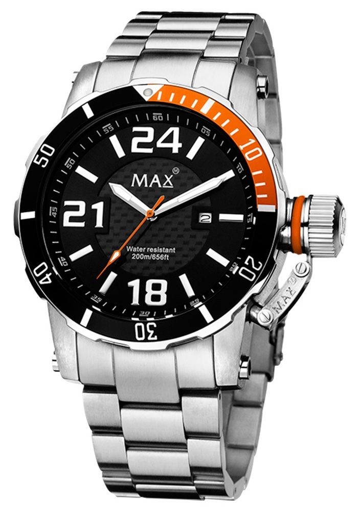 “Max Diver” 5-MAX545, 47mm stainless steel case, black dial, silver strap
