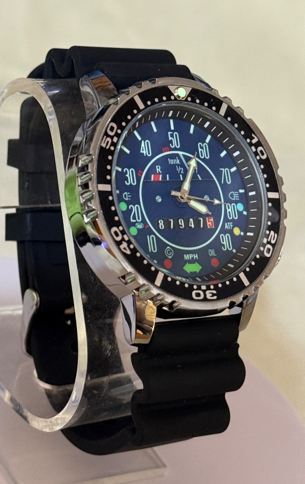 Watch Speedometer VW FULL GREEN LUME Dial 46m Silver Case Silicone 20mm band
