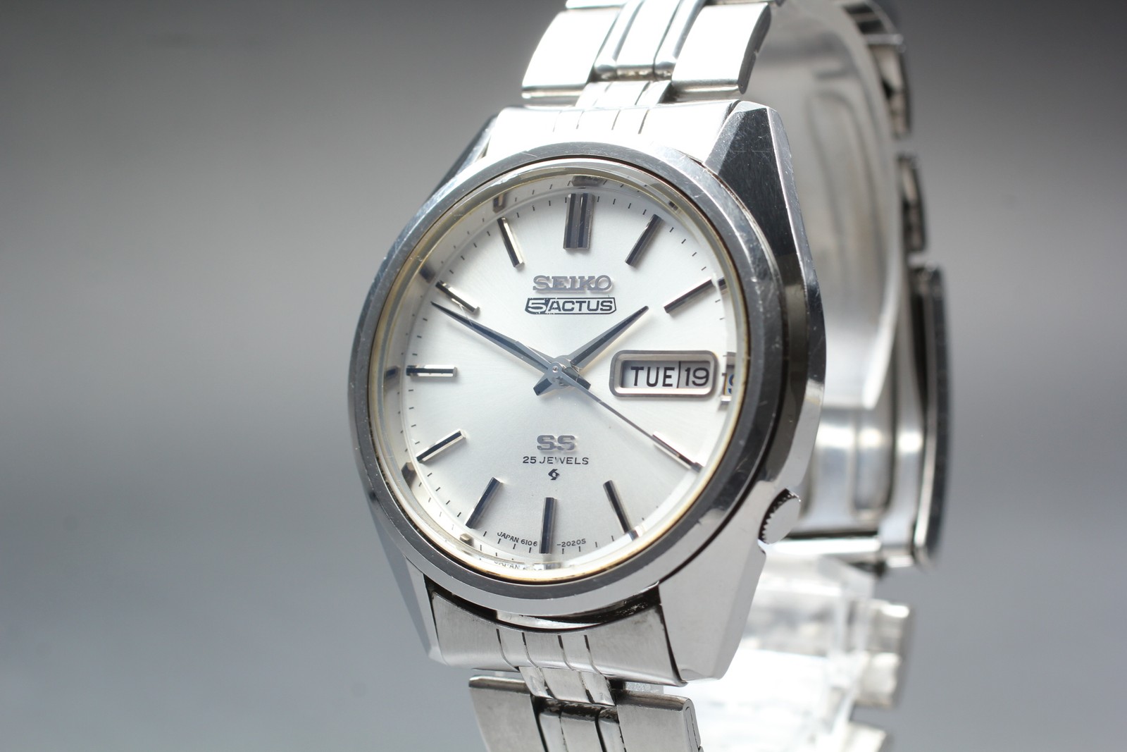 Vintage 1974 [Near MINT] Seiko 5ACTUS SS 6106-7740 Automatic Silver Men’s Watch