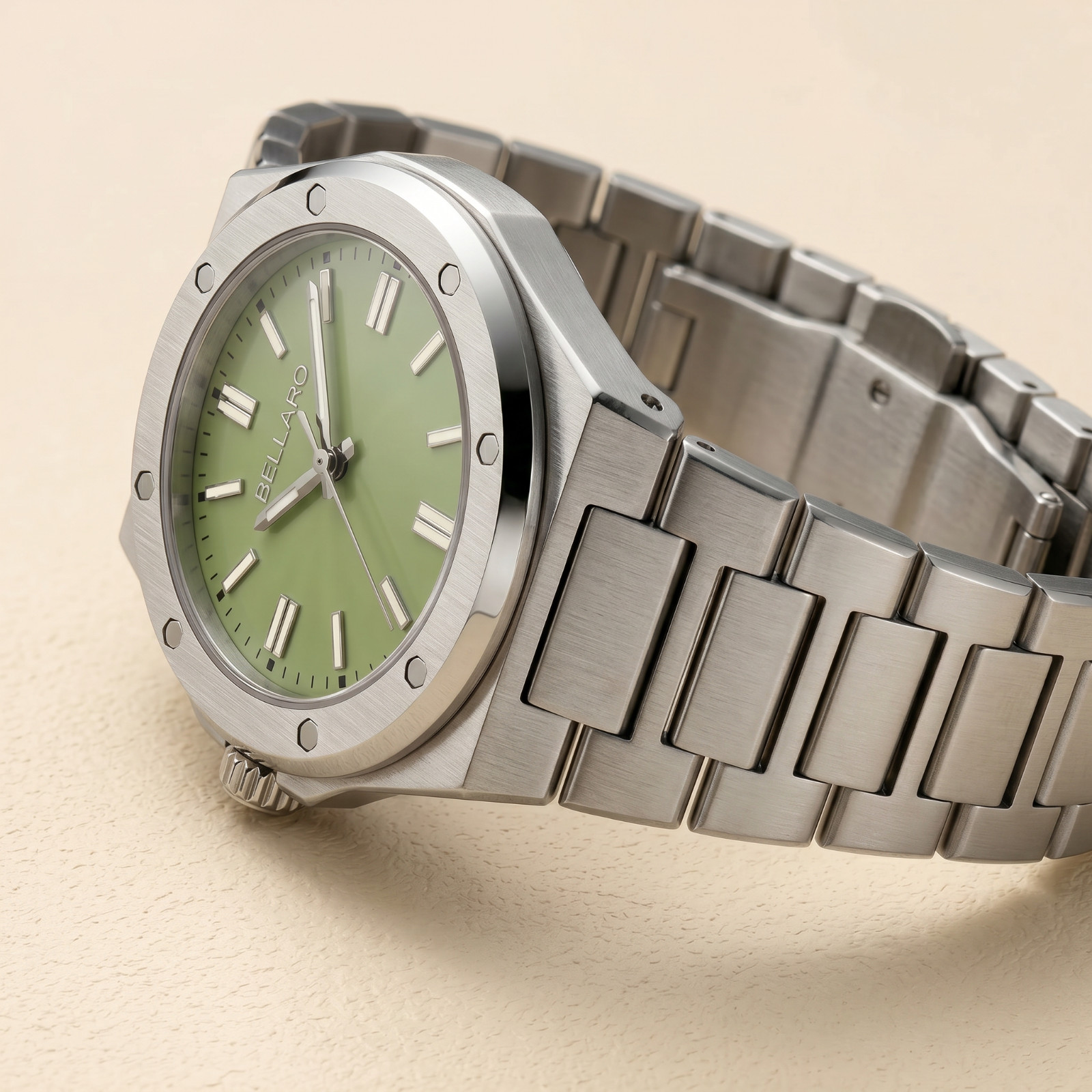 BELLARO Date Watch – Japanese Automatic NH35 – Sapphire Crystal Green Dial