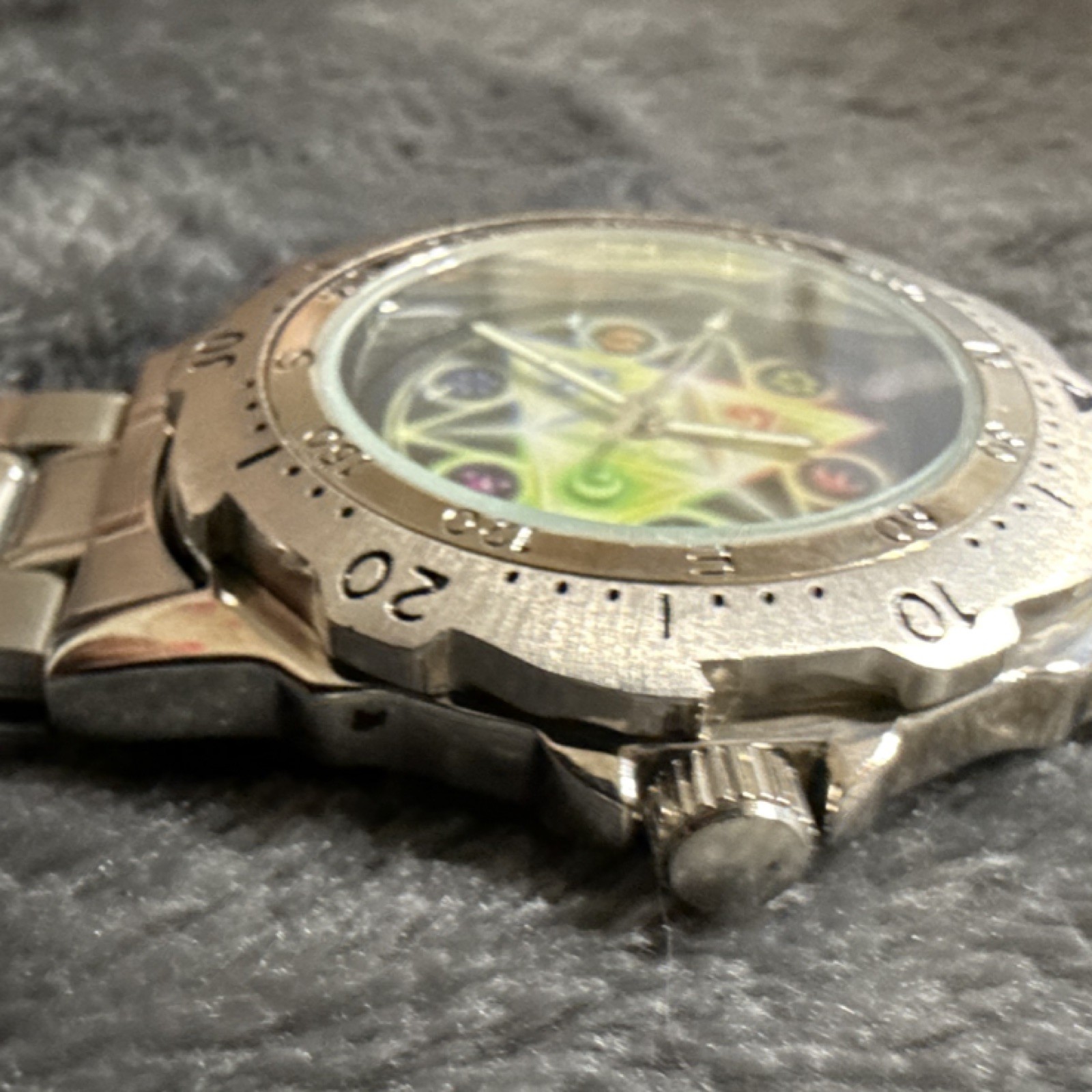 Analog Wristwatch Celestial Multicolor Dial Silver Metal Band Unisex Bracelet