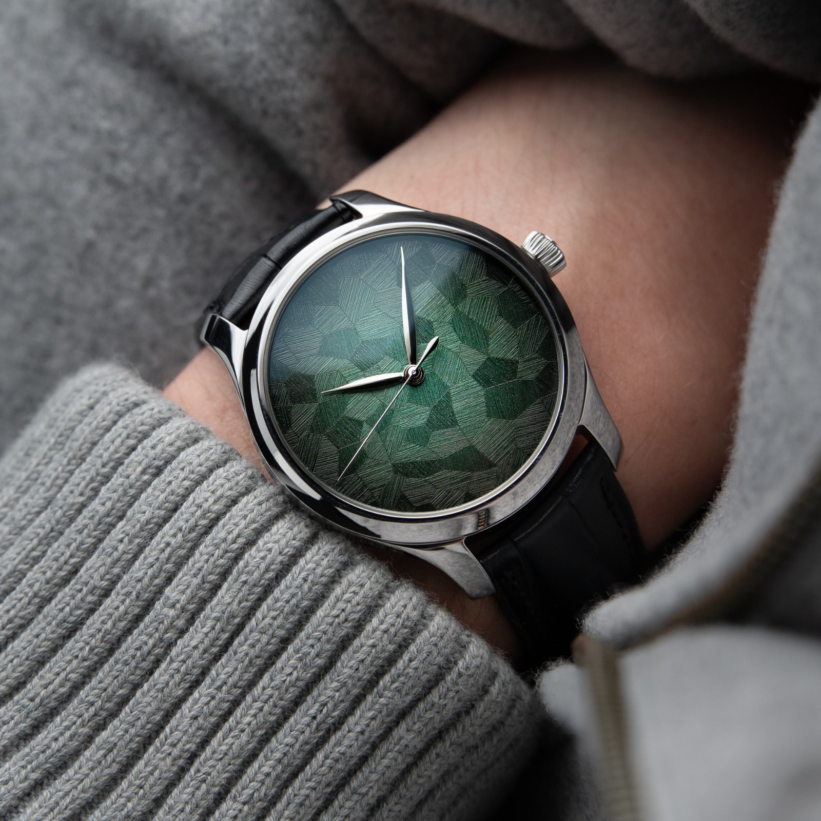 H.Moser & Cie. Endeavour Centre Seconds Mosaic Green Limited Edition Steel Watch