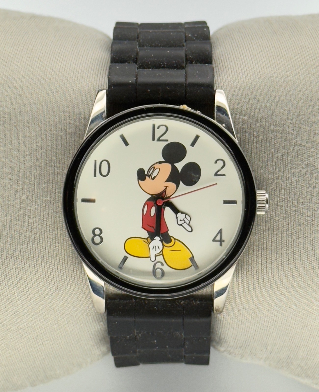 Mickey Mouse MCK862 Disney Wristwatch Arm Hands Analog Cartoon Animation READ