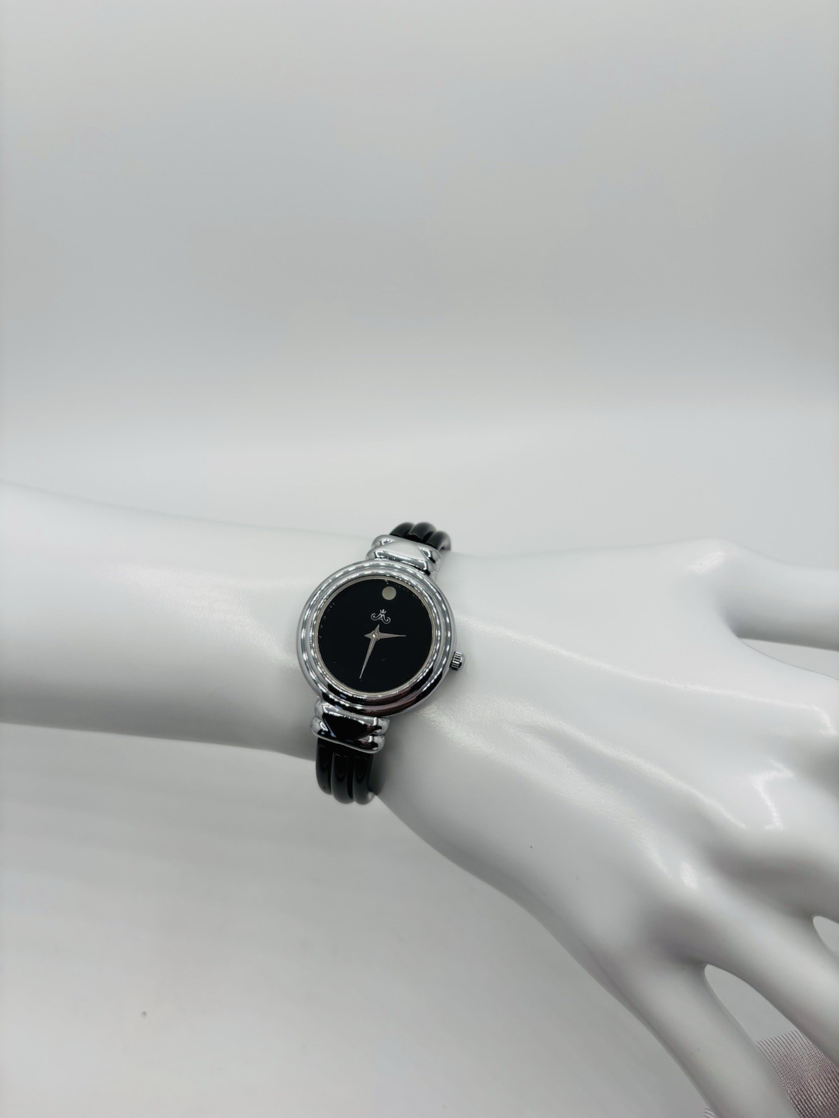 Meister Anker 1085-P Ceramic Bangle Cuff Watch Black Dial Quartz Women’s