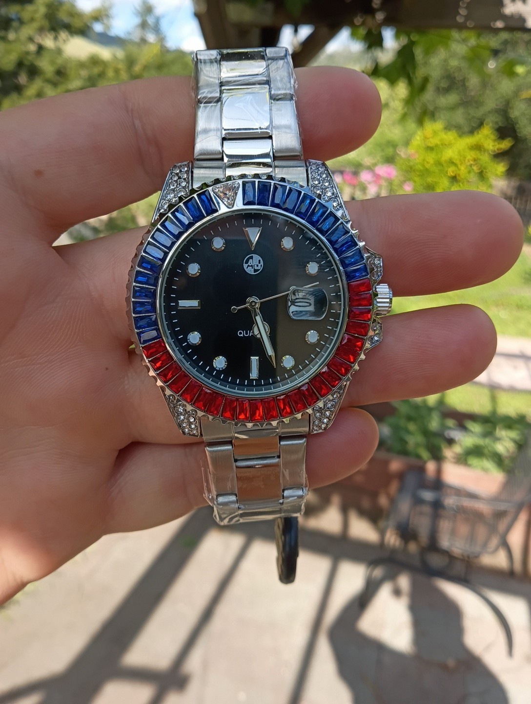42 Mm Men’s Stainless Steel Watch Red White And Blue VVS CV W/ Box