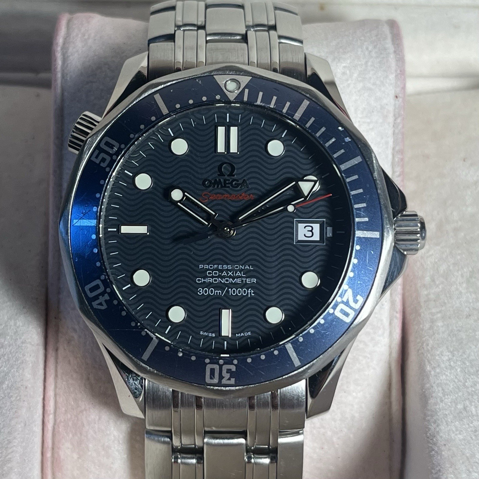 OMEGA Seamaster Co-Axial Chronometer 41mm Blue Wave Dial 300m Steel Box