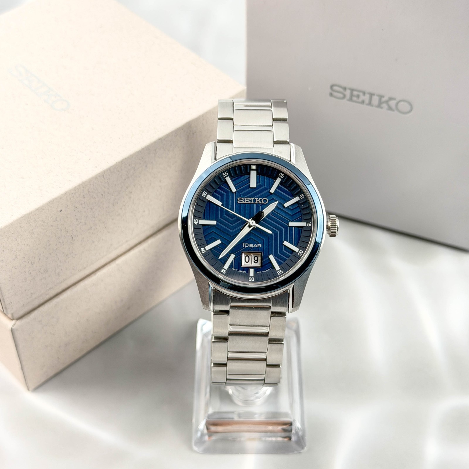 Seiko Essentials SUR559 Men’s Blue Dial Stainless Steel Strap Quartz Watch 40mm