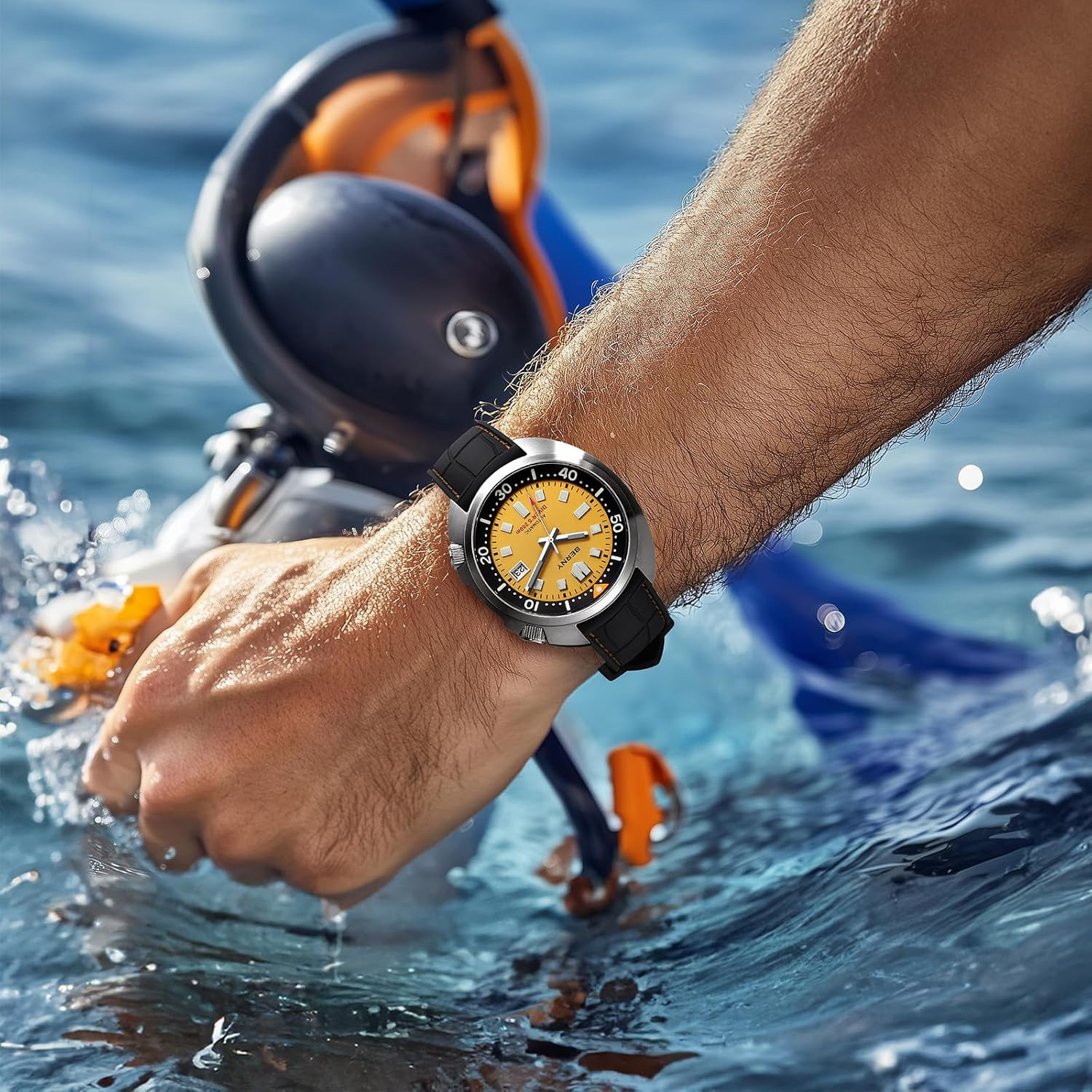 Men’s 200M Waterproof Automatic Dive Watch with Luminous Sapphire Crystal