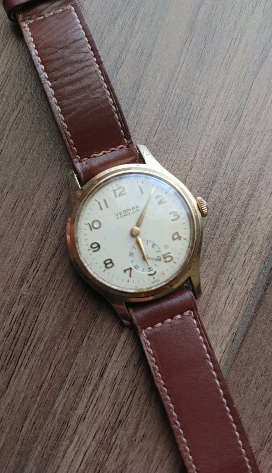 50’s Yeoman Mens Manual-15 Jewels-10M Gold Plated-Sub Dial Second-Runs Great-EUC