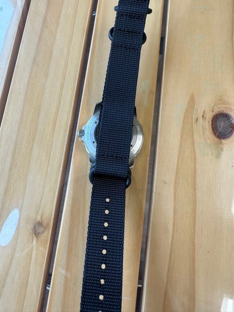Sinn 104.ST.SA, black dial; includes box and papers, as well as spare links for