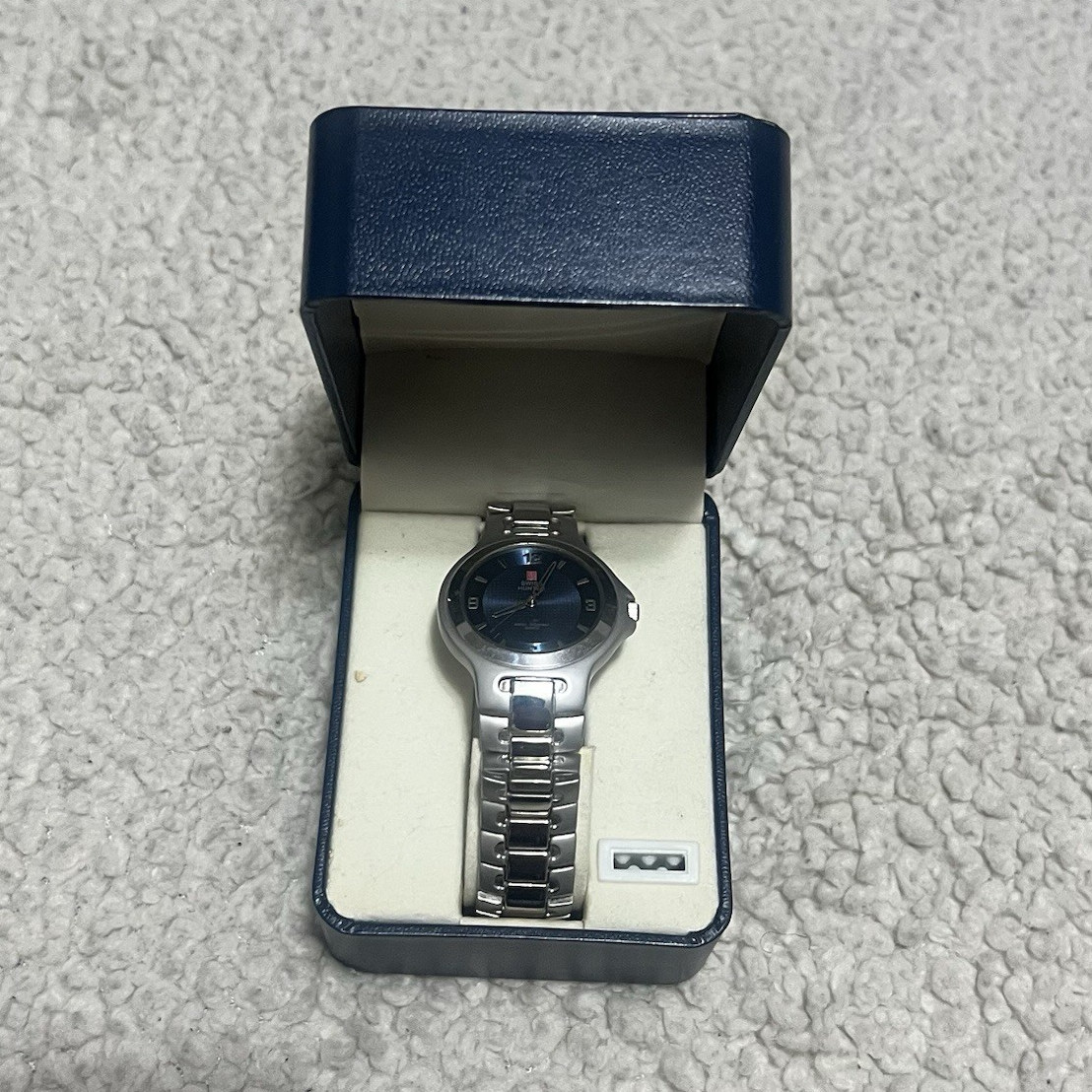 Louis Arden Quartz Dress Watch Blue Sunburst Dial Silver Bracelet w/ Box