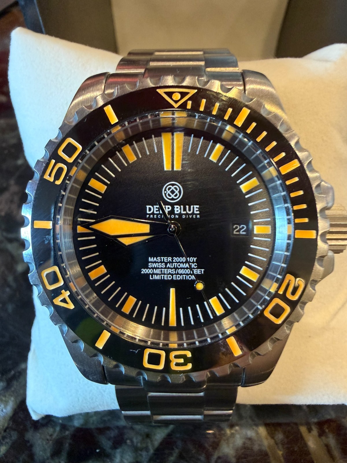 DEEP BLUE MASTER 2000 “10 YEAR ANNIVERSARY” Limited Edition 2000M DIVER