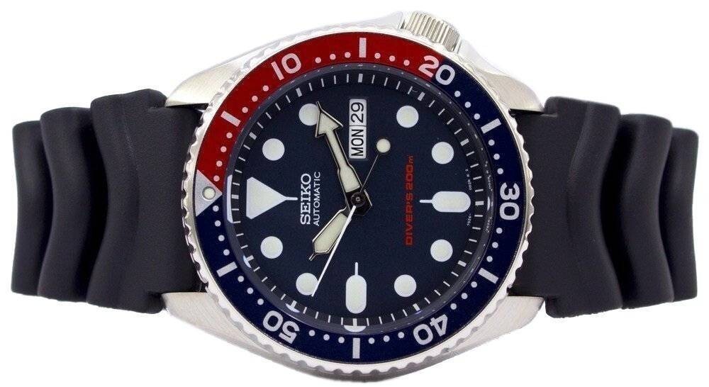 Seiko Automatic Diver’s Blue Dial Black Band SKX SKX009K1 Men’s Watch Case 42mm