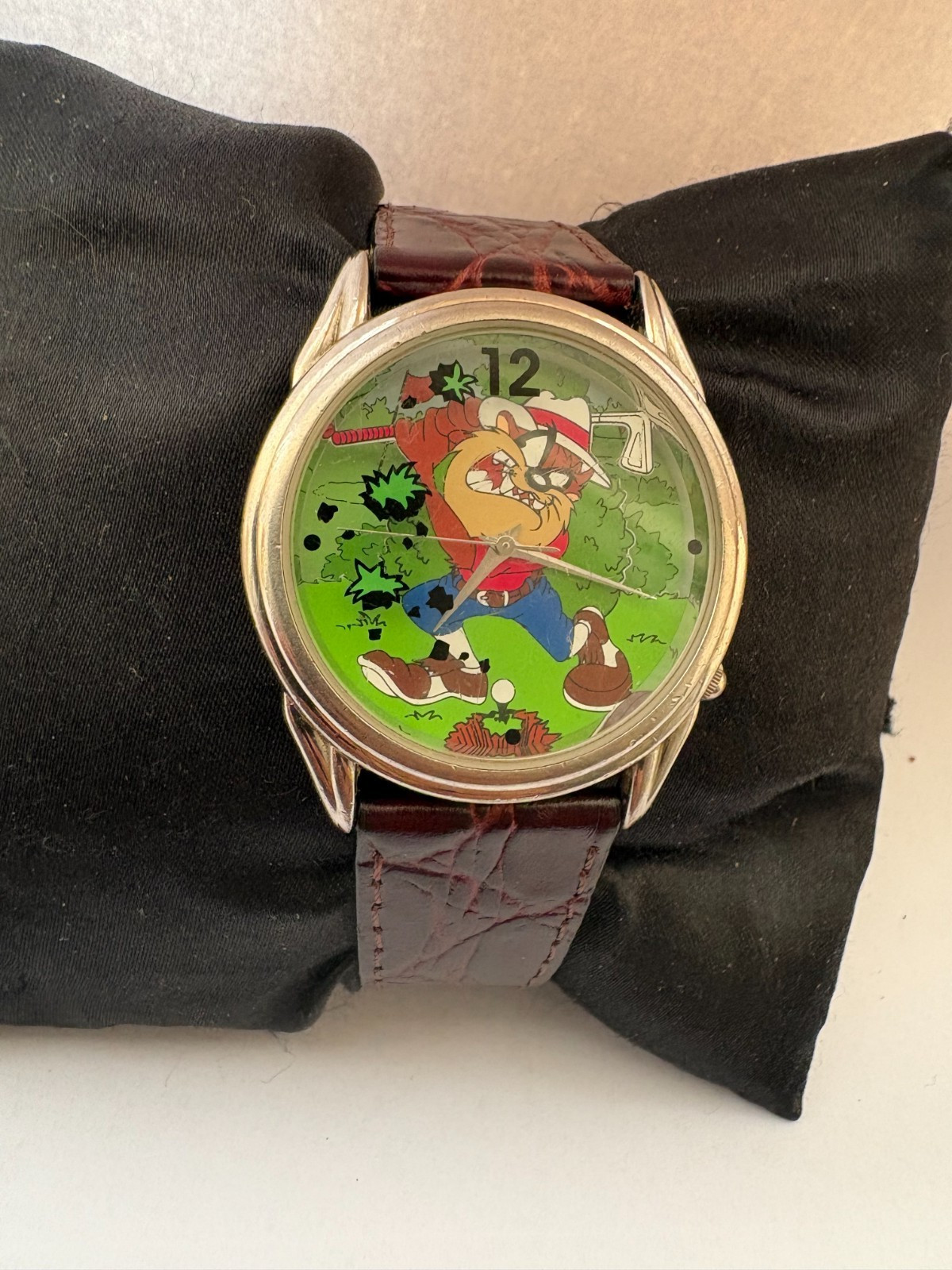Tazmanian Devil Warner Brothers Mad Golfers Quartz Strap Watch Vintage