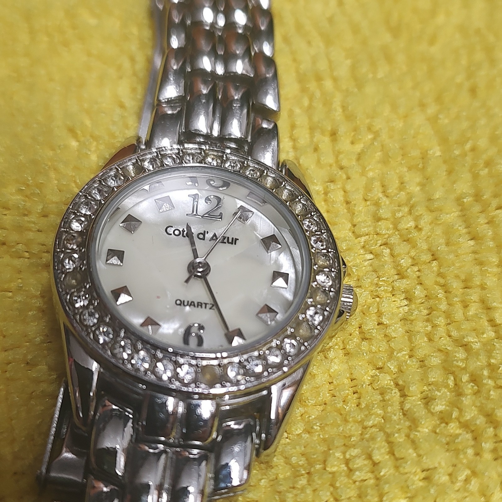 Côte d’Azur Women’s Wristwatch, Silver Stainless Steel, Mother of Pearl Dial, Q…