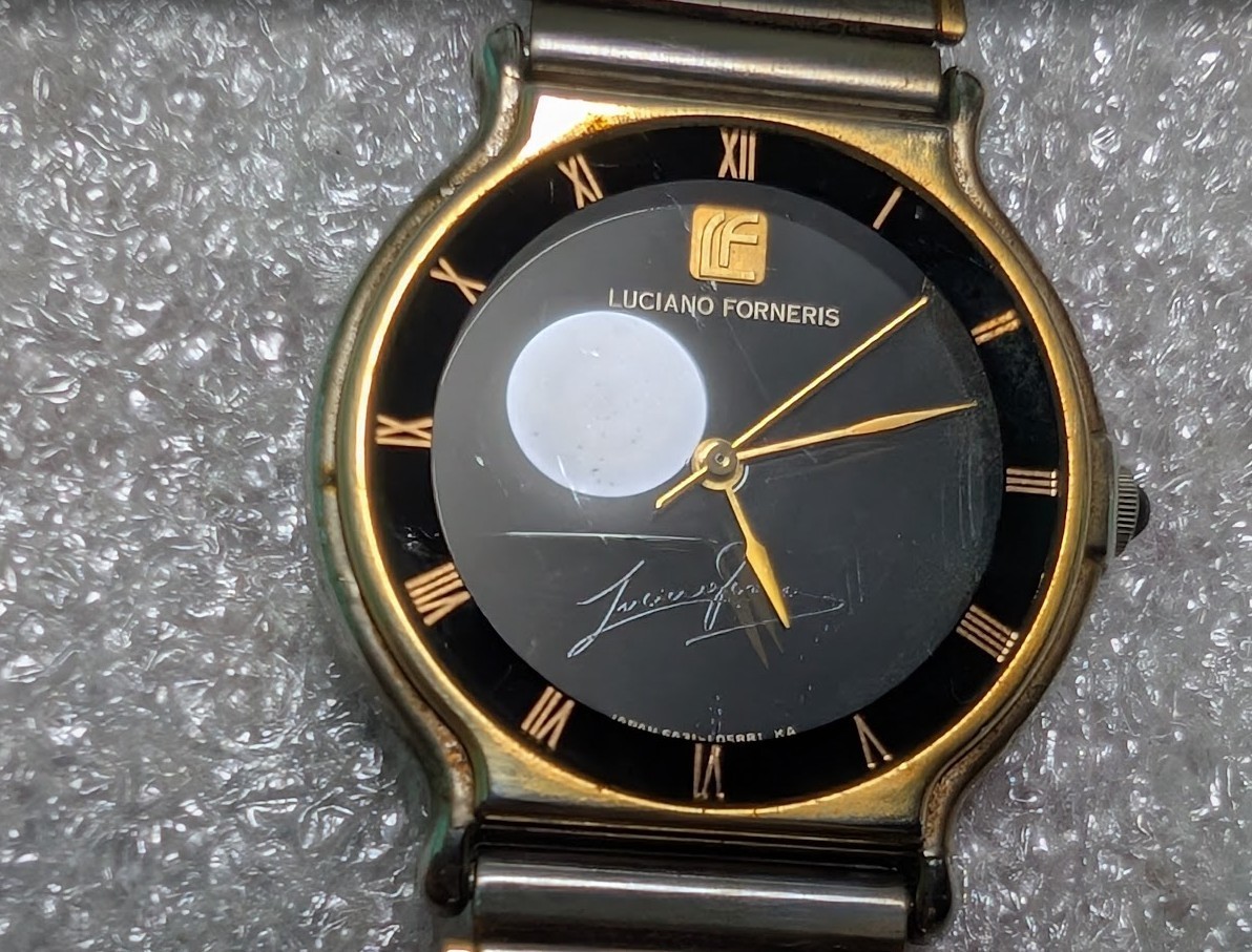 Rare vintage Citizen x Luciano Forneris collaboration watch,1990s. Dial 30 mm