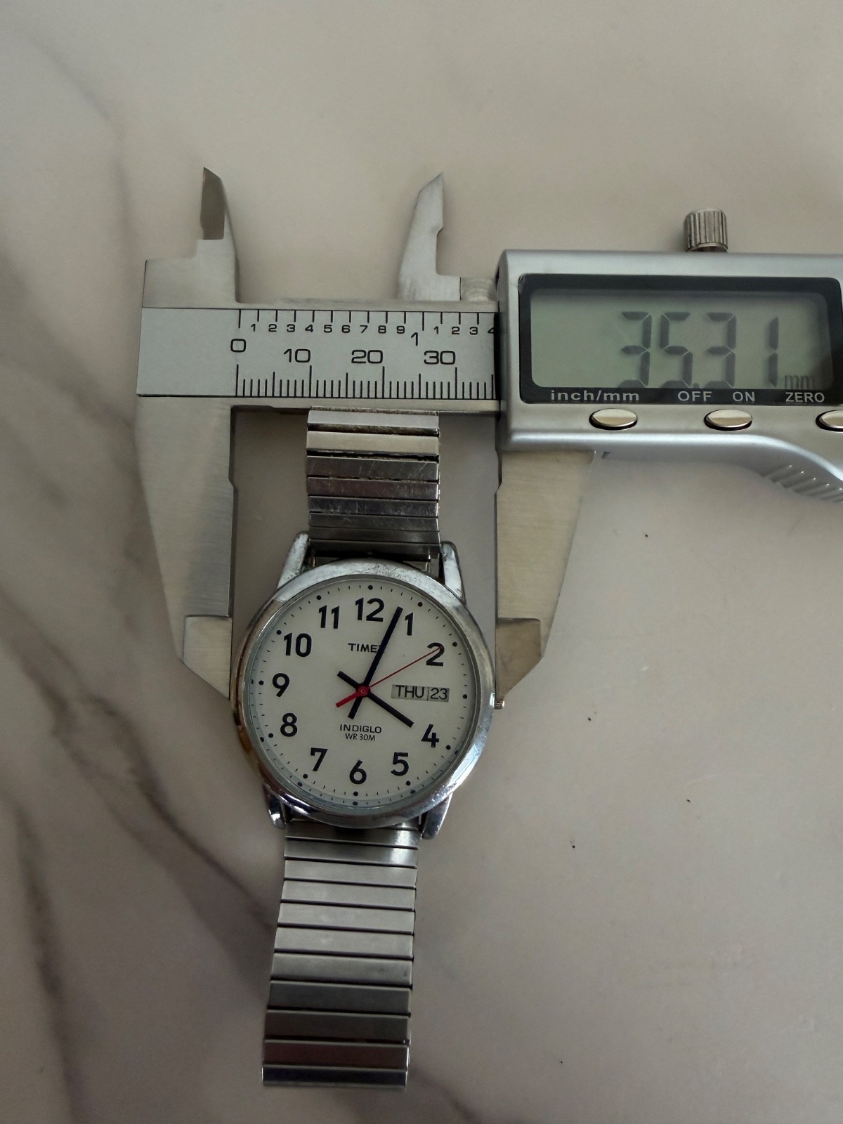 Timex quartz Easy Reader Indiglo Day-Date