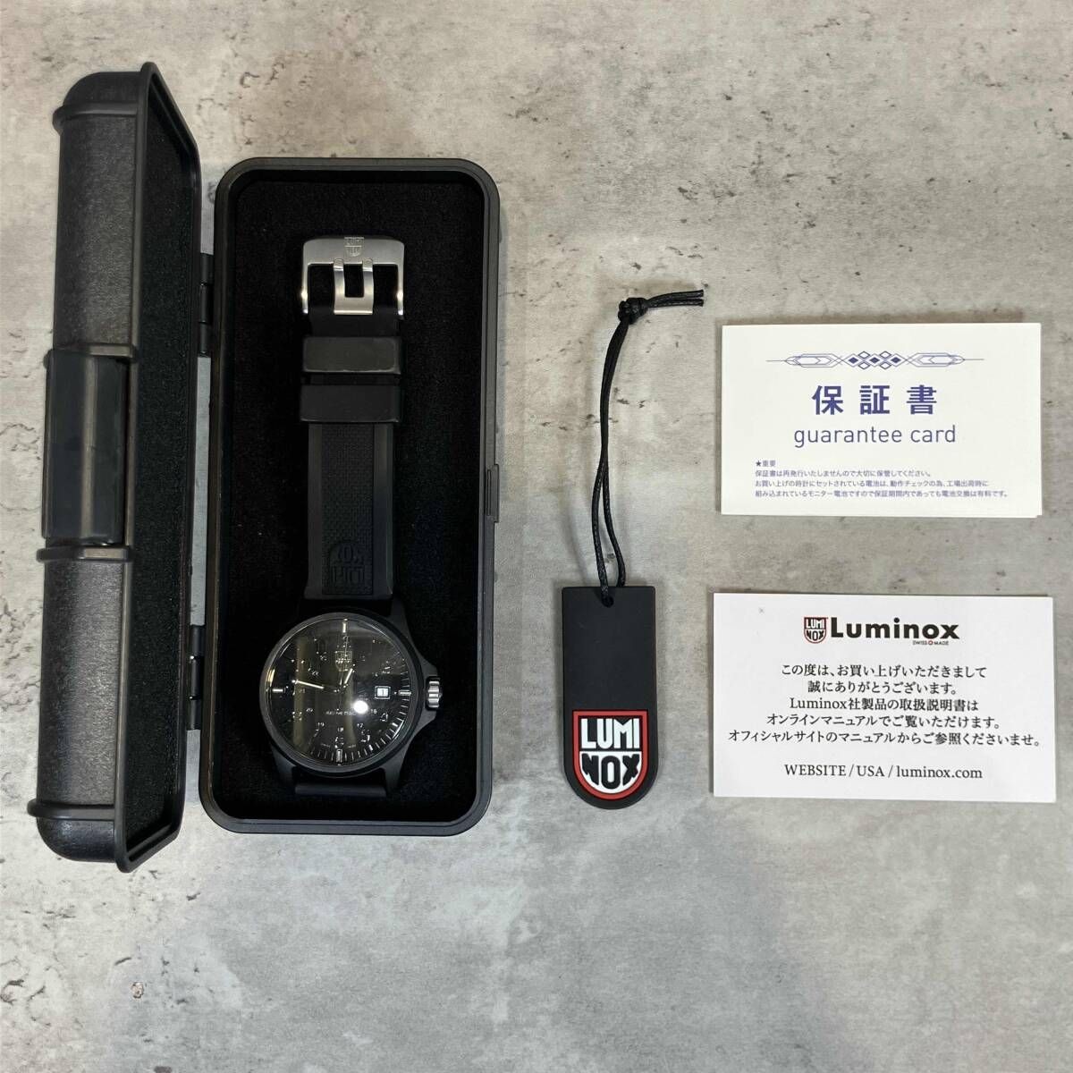 LUMINOX BO Quartz Unisex Adults Wristwatch Black