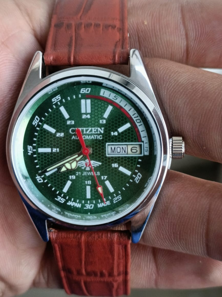 Citizen Automatic Green Dial Day/Date 21 Jewels Stainless Steel Mens Wrist Watch