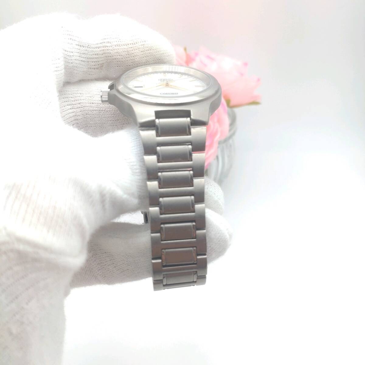 Seiko Solar Titanium Men’s Watch Working Order 80mm Band Authentic