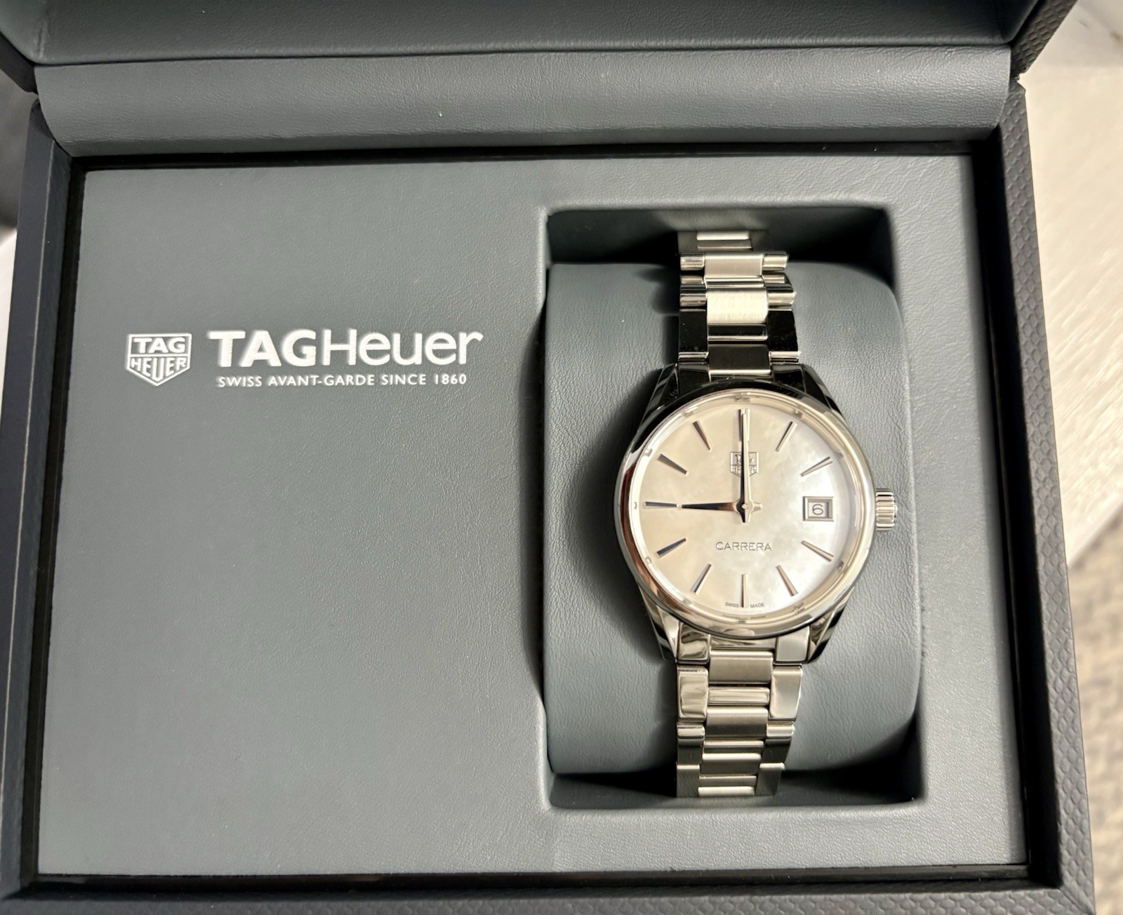 TAG Heuer Carrera, 32mm, Stainless Steel, Mother of Pearl Dial, Box & Card