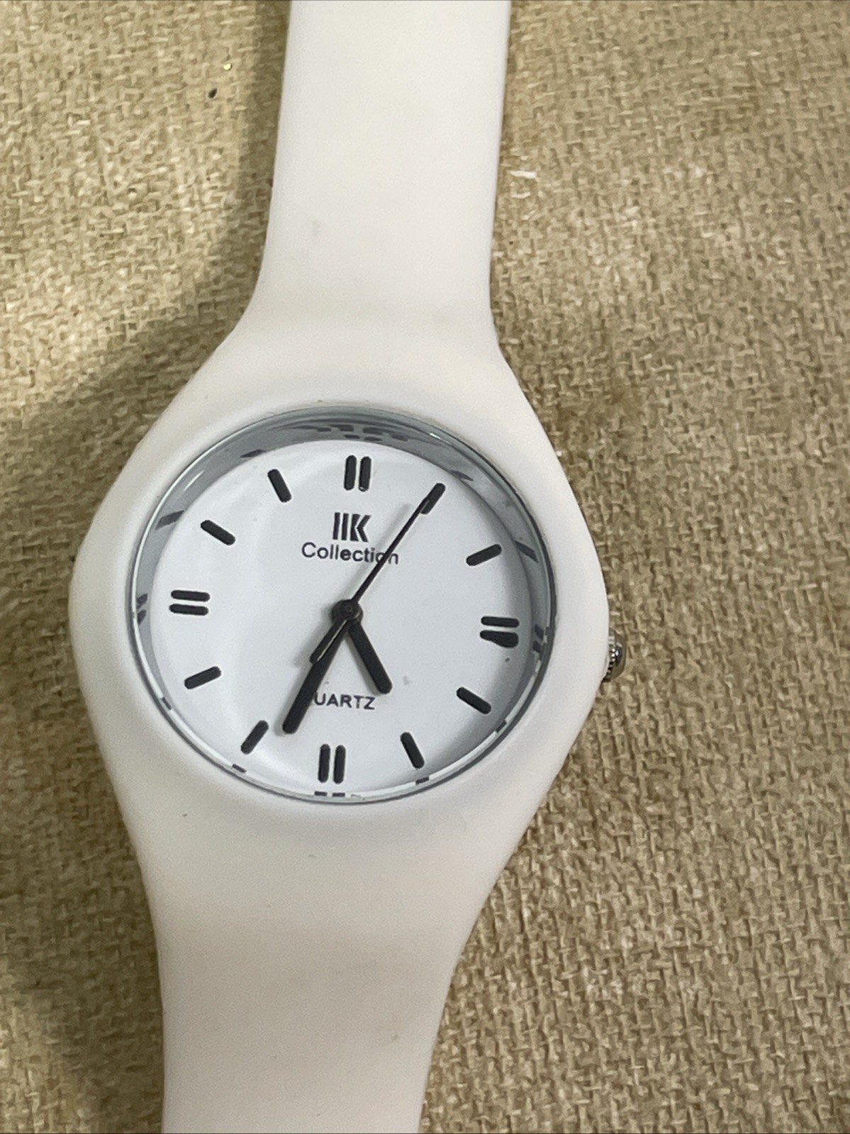 IIK Collection White Rubber Watch Dial Rubber Band Stainless Unisex Sport Casual
