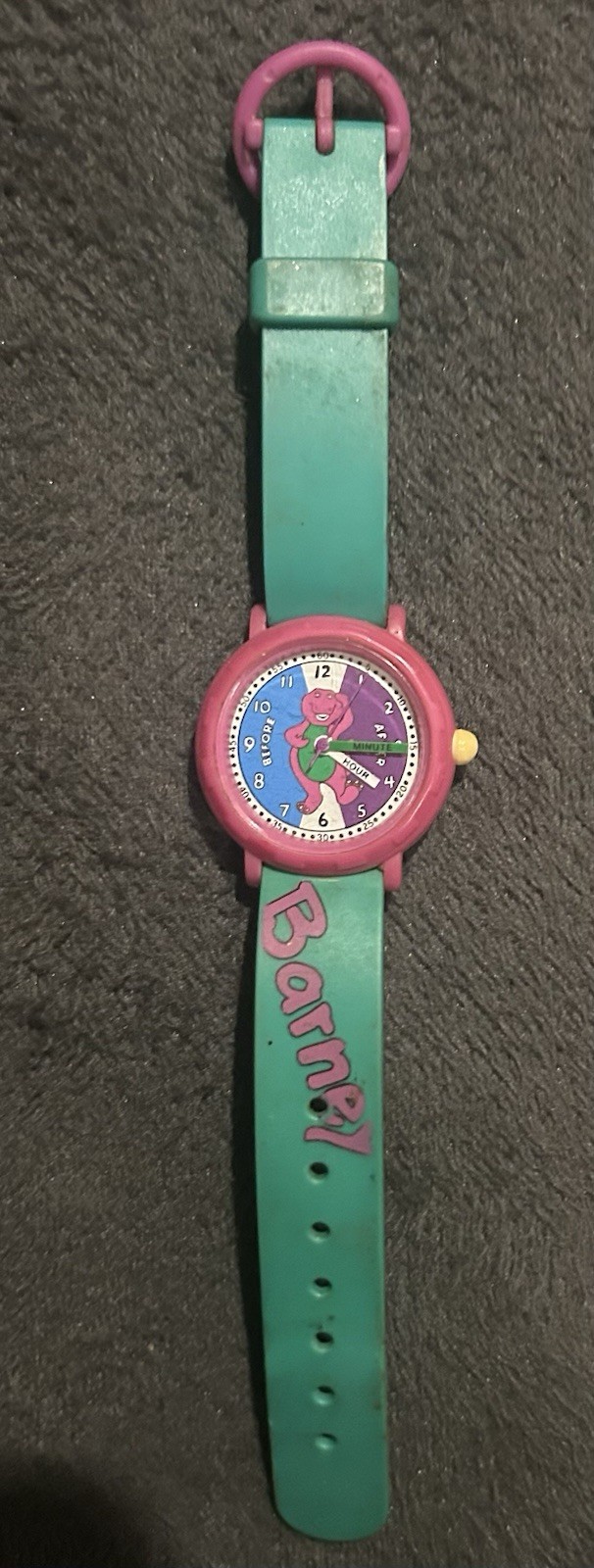 Barney Unisex Kids Analog Quartz Wristwatch Cartoon 12-Hour Arabic Dial