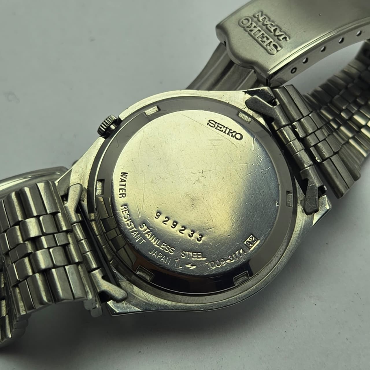 Seiko 5 Automatic 7009-3171 Day/date Black Dial Vintage Men’s Watch AAS294SGB8