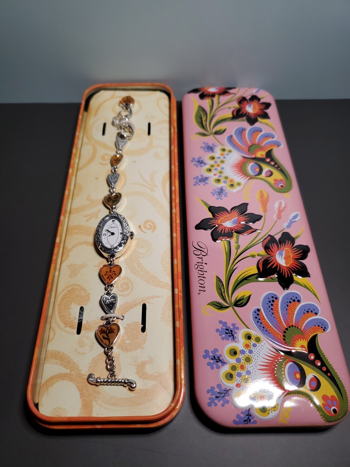 Brighton Picadilly Heart Watch 8 Charms In Wristband Multi-Color Hearts – NEW