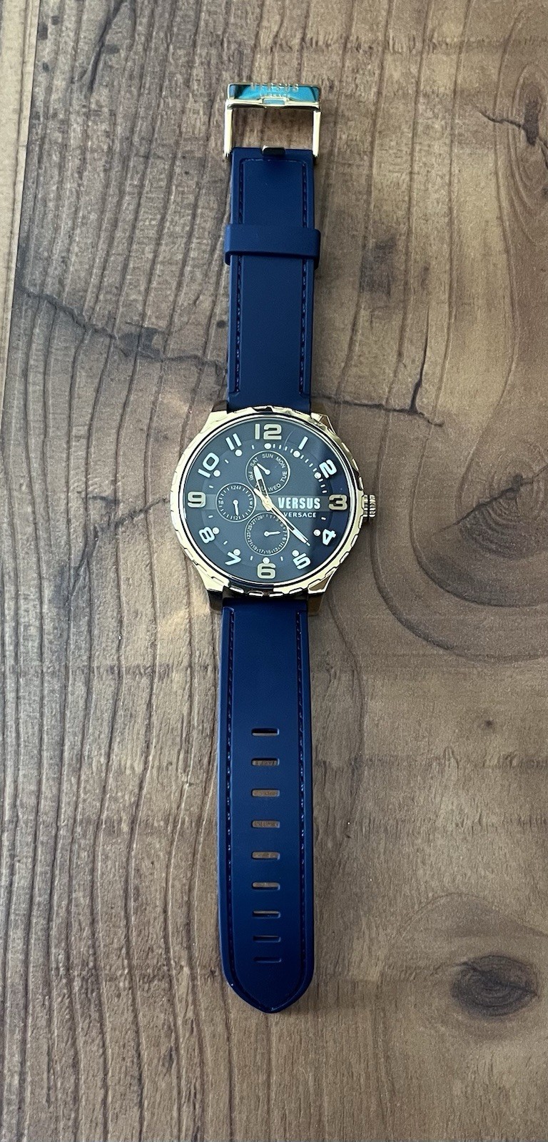 Versus by Versace Men’s SBA100015 GLOBE Quartz Blue Silicone NEW BATTERY *Wear
