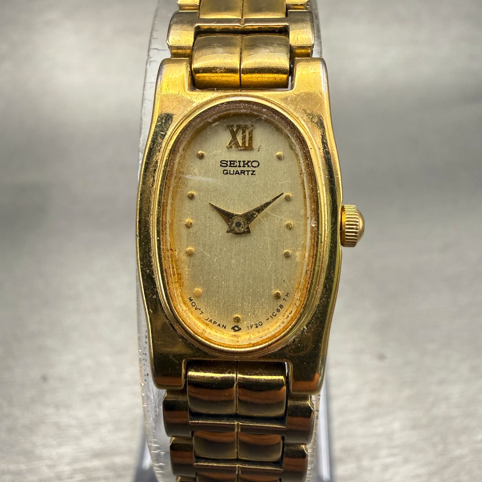 Seiko Watch Women 14mm Champagne Dial Gold Tone Oval 1F20-5F90 New Battery VTG
