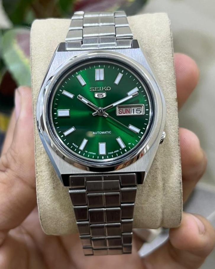 Seiko 5 Automatic Green Dial Mens Watch Japan Made 7009