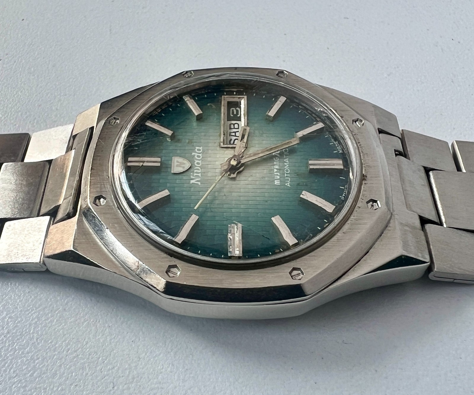 Nivada Grenchen F77 Automatic Watch Royal Oak Mustang 76 Vintage Mens Green Dial