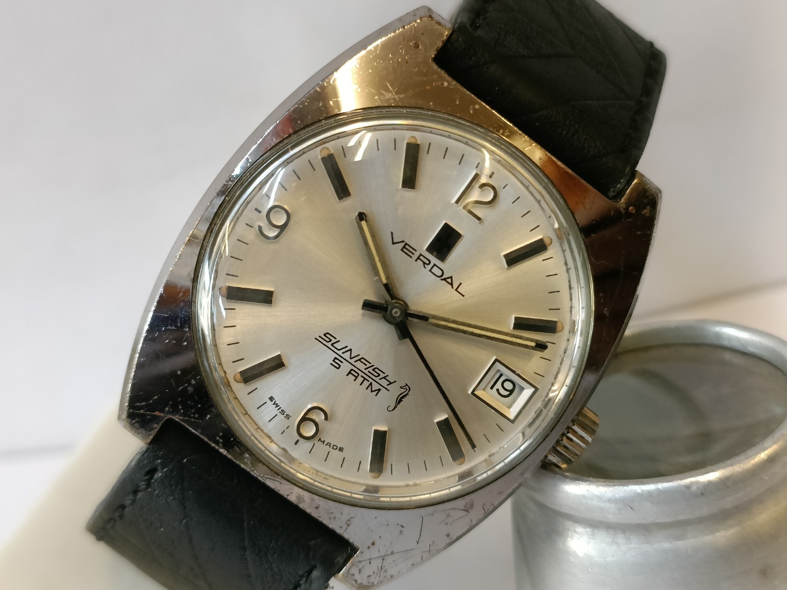 VERDAL SUNFISH 17J WINDING SILVER DIAL 4229 SWISS MEN’S WORKING CONDITION
