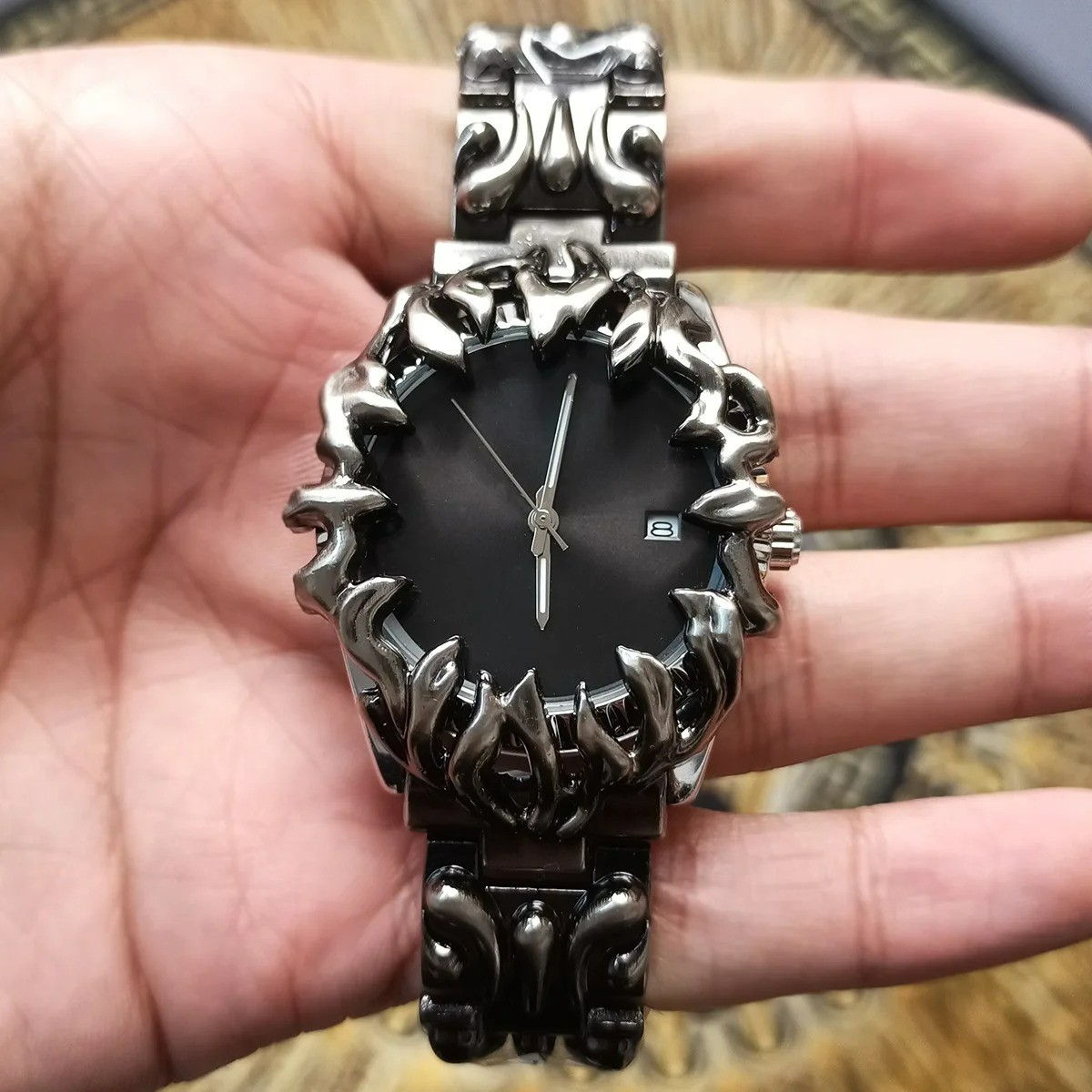 Silver Chrome Alabaster Punk Style Watch With Detailed Incisions, in Steel
